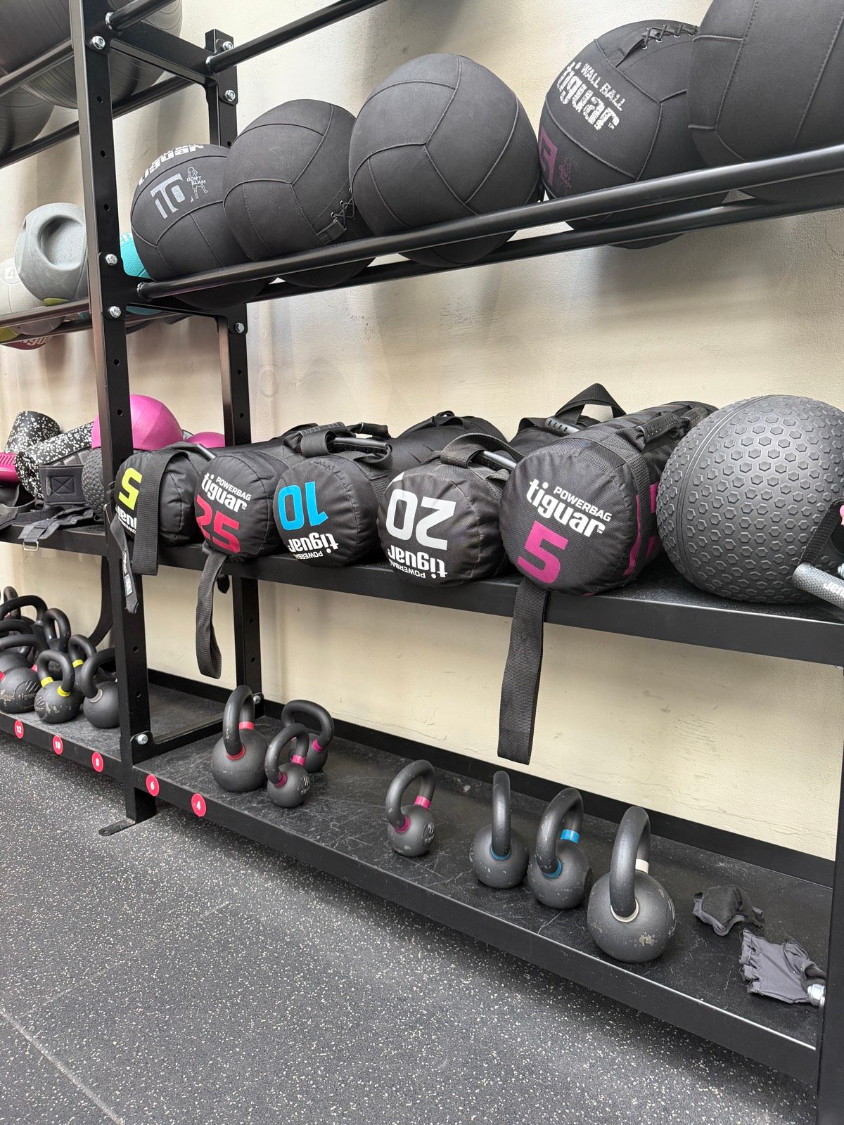 Sandbags — Form Factory Fitness Kolbenova, Prague