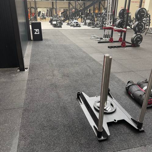 Track — Form Factory Fitness Kolbenova, Prague