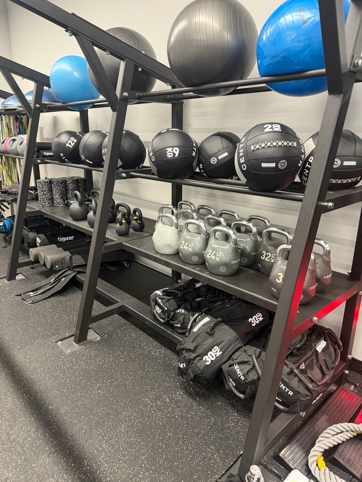 Farmers, Sandbag, Wall balls — Form Factory OC MAX CLUB, Trencin