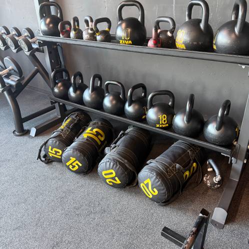 Farmers, Sandbag — Max Fitness Flora, Prague