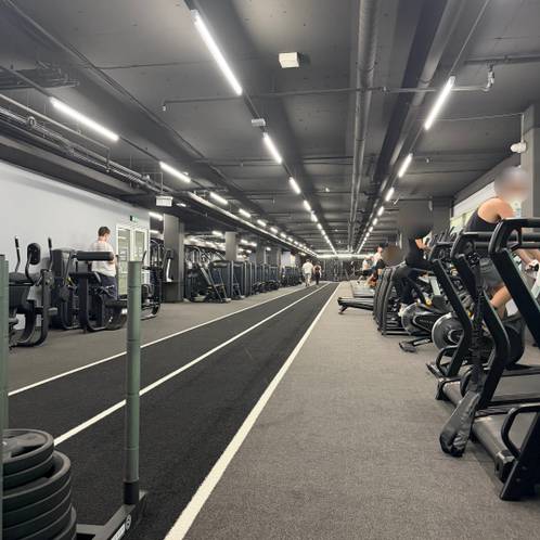 Sled push, Sled pull, Sled lane — Max Fitness Flora, Prague