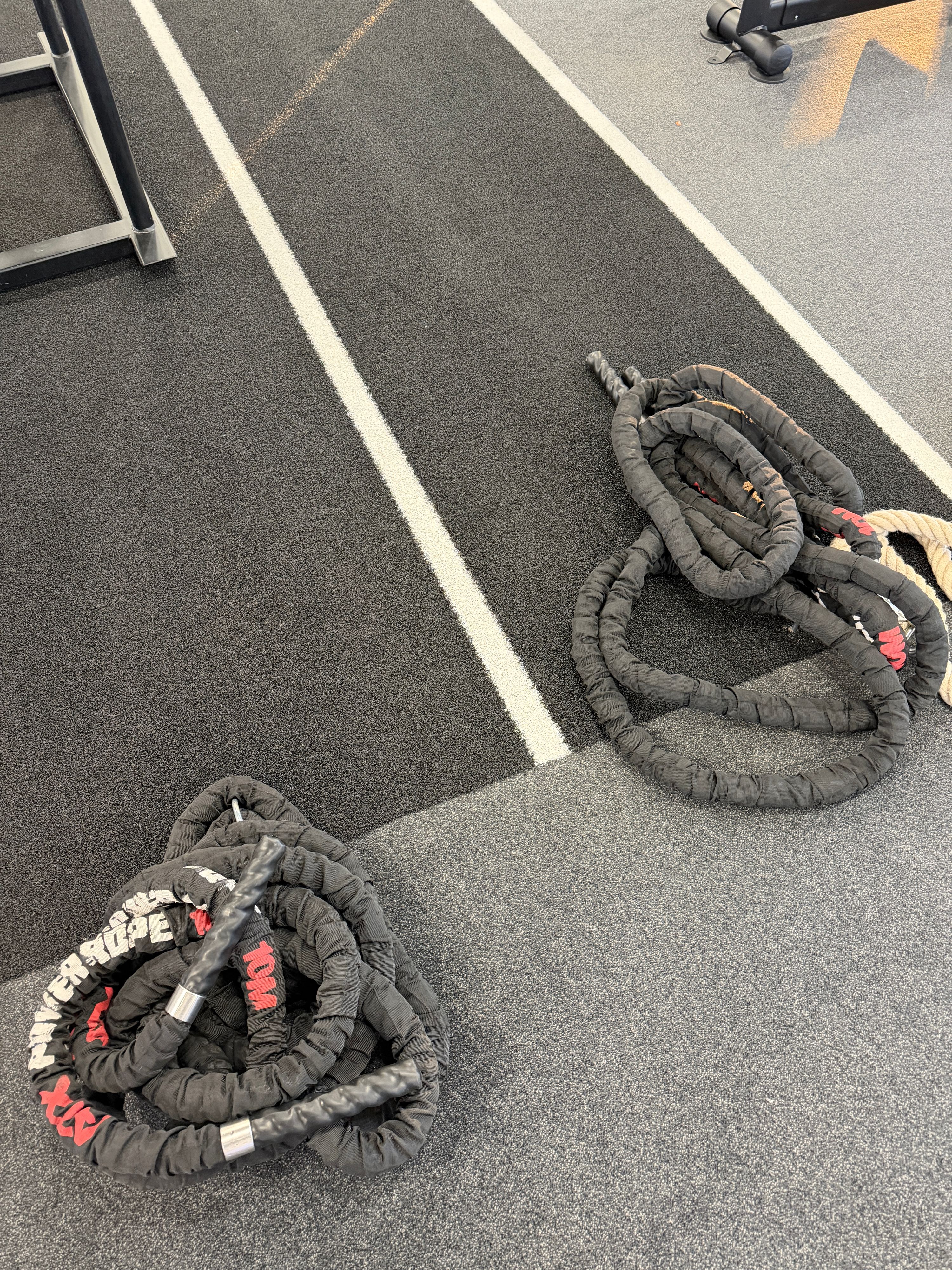 Sled pull, Sled lane — Max Fitness Kolbenova, Prague