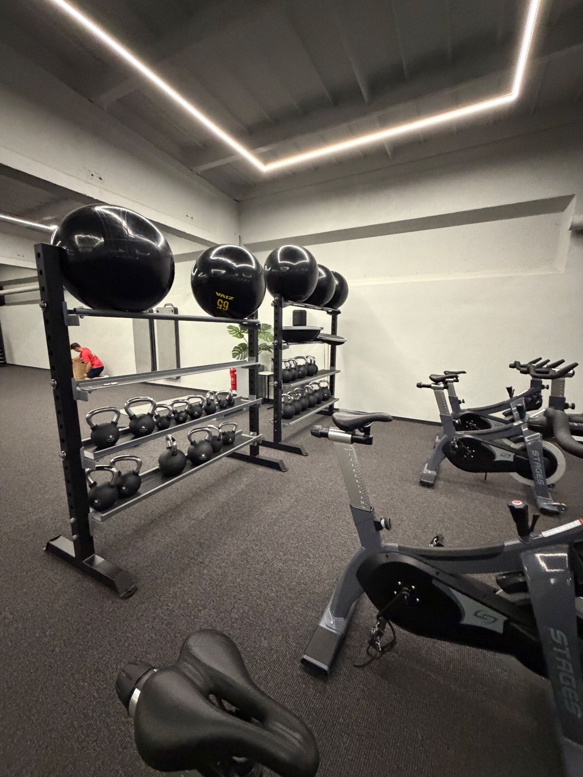 Farmers — Oktagon gym Smíchov, Prague