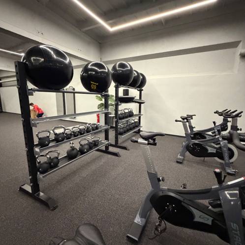 Farmers — Oktagon gym Smíchov, Praha