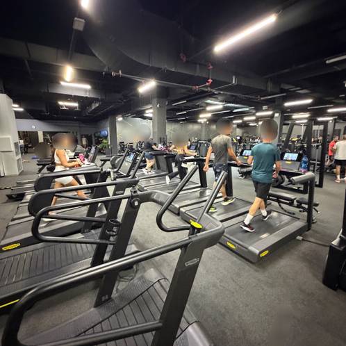 Running — Max Fitness Sterboholy, Prague