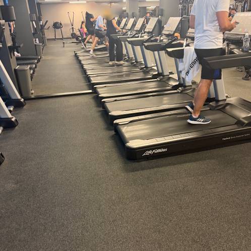 Running — Max Fitness Bila Labut, Praha