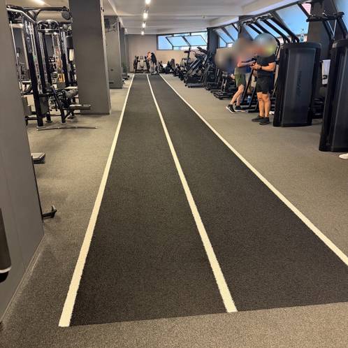Sled lane — Max Fitness Bila Labut, Praha