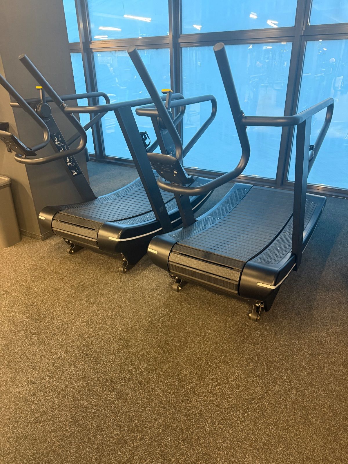 Running — Max Fitness Bila Labut, Praha